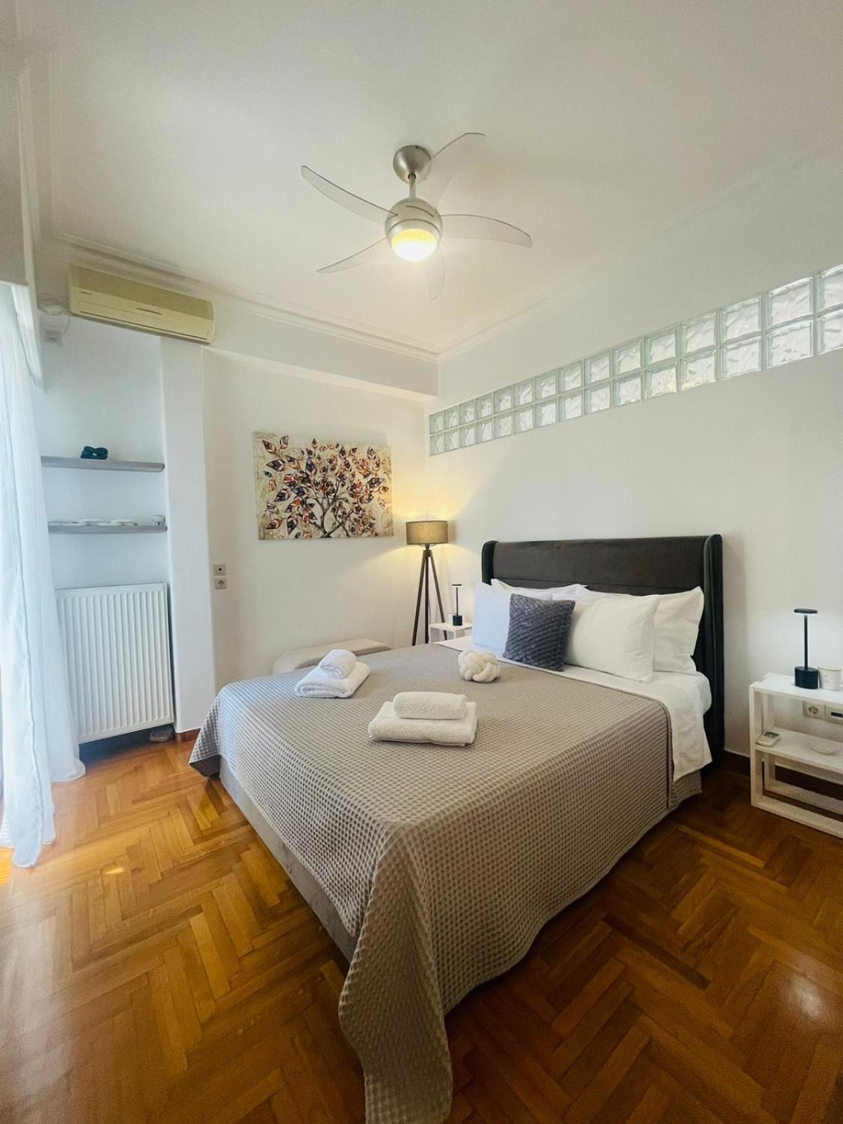 Overview Boutique Apartment เอเธนส์ ภายนอก รูปภาพ